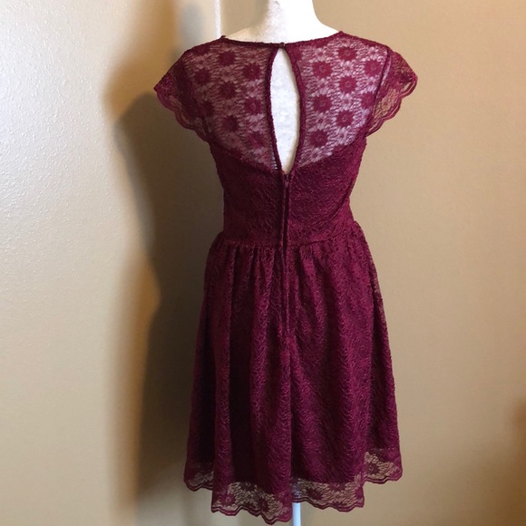 Dress - Picture 4 of 4